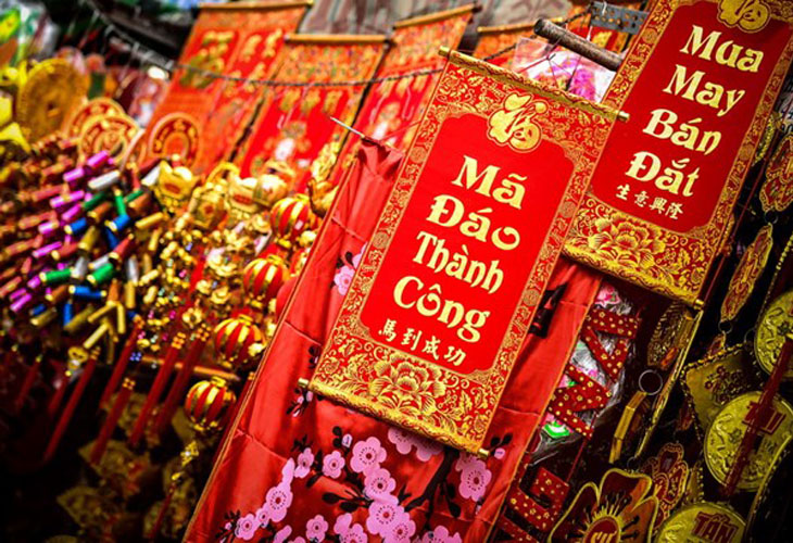 Câu đối đỏ
