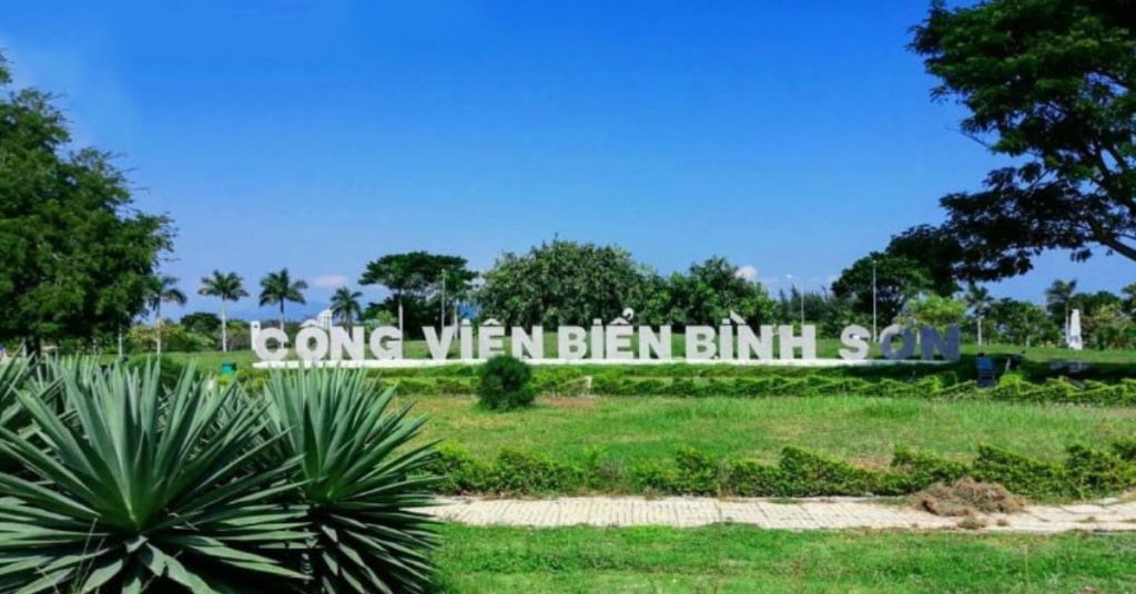 Khám phá công viên biển Bình Sơn: Giá vé, chơi gì, ăn gì?