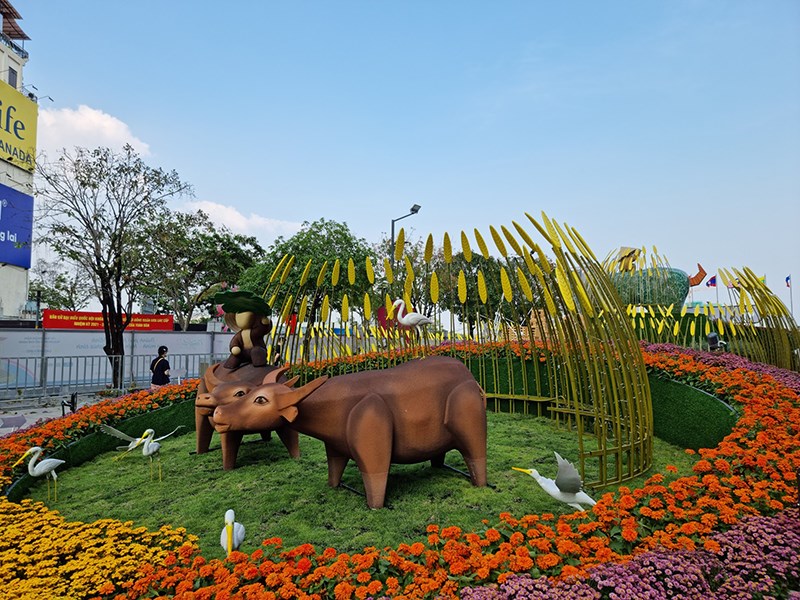 Một góc trang trí đường hoa Nguyễn Huệ