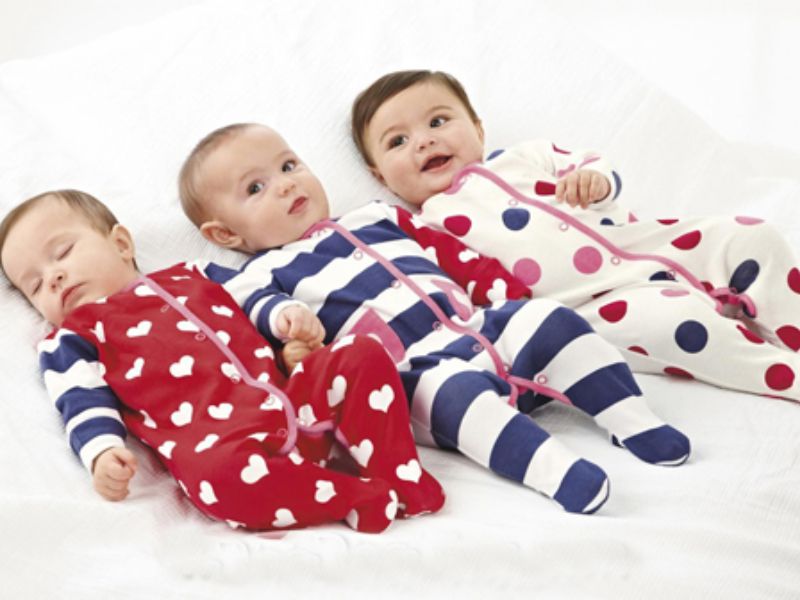 Lưu ý khi chọn mua bodysuit cho trẻ sơ sinh
