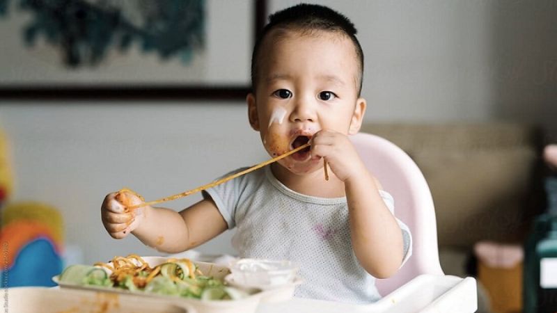 Bé mấy tuổi ăn được yến sào?