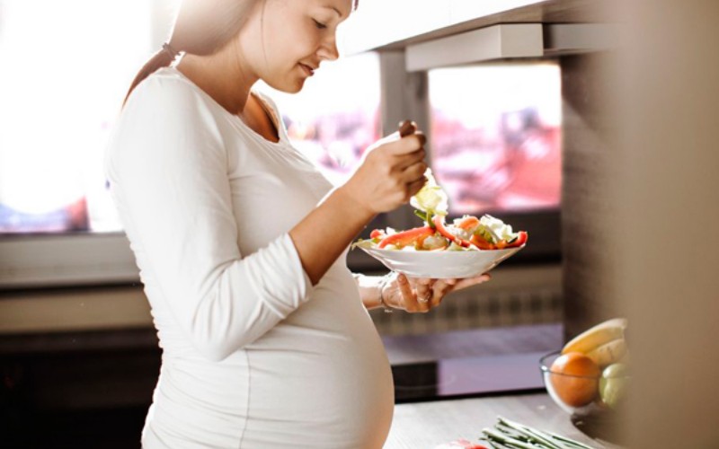 Mẹ bầu cần có cân nặng lý tưởng
