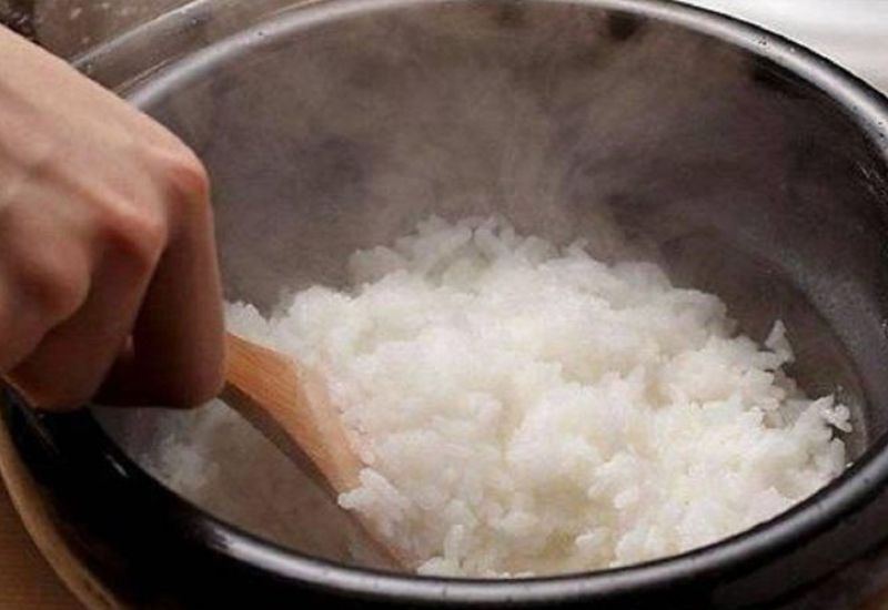 Sử dụng nồi riêng để nấu cơm nát