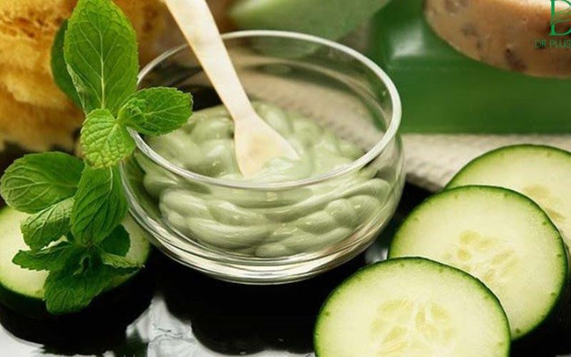 Dưỡng da tay bằng dưa chuột