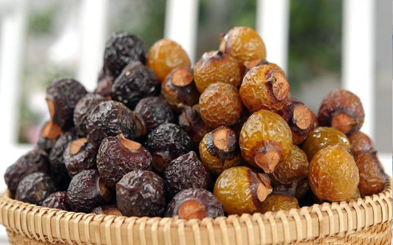 Giữ màu quần áo bằng quả bồ hòn