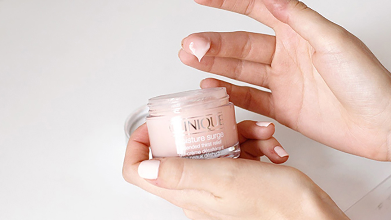 Clinique Surge Thirst Relief Gel Cream thuộc thương hiệu nổi tiếng đến từ Mỹ