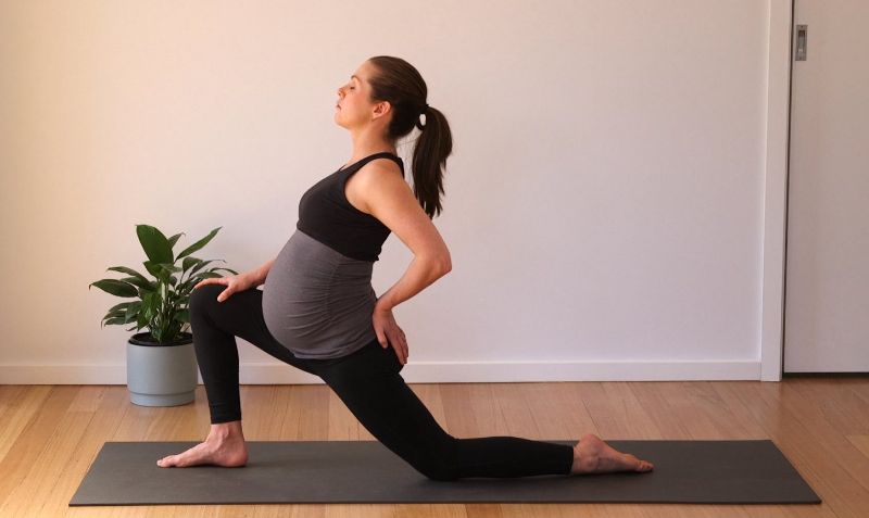 Kéo căng đùi giúp tăng cường sức khỏe phần thân dưới Kéo căng đùi giúp tăng cường sức khỏe phần thân dưới