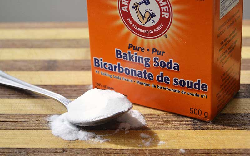 Dùng baking soda