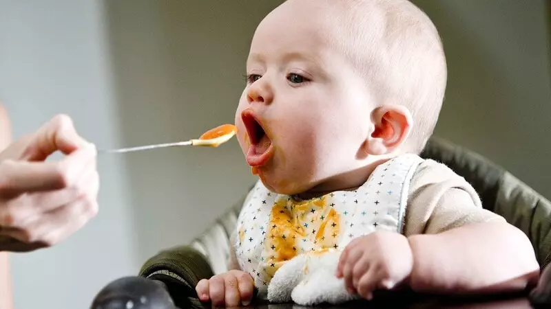 Thực đơn thay đổi liên tục, đủ dinh dưỡng cho con