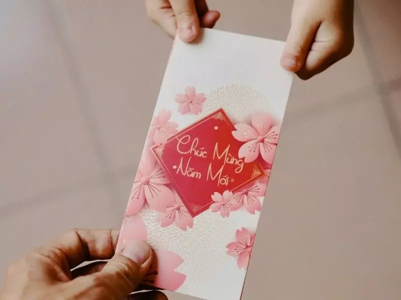 Chúc tết và mừng tuổi