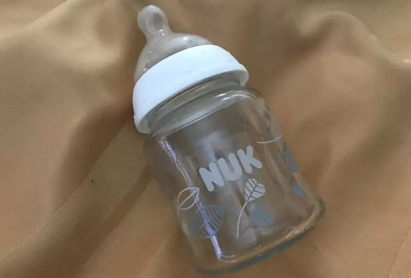 Bình sữa thủy tinh Nuk