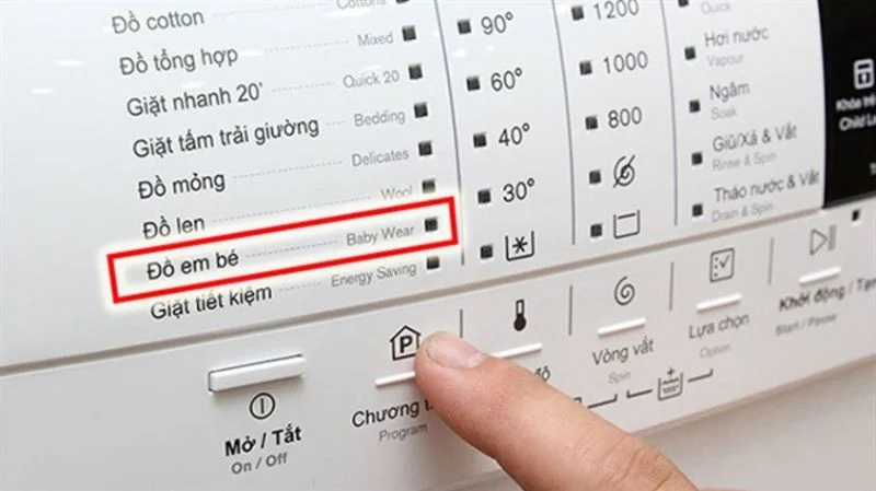 Sử dụng máy giặt có chế độ giặt quần áo trẻ em