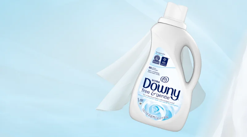 Nước xả vải cho bé Downy