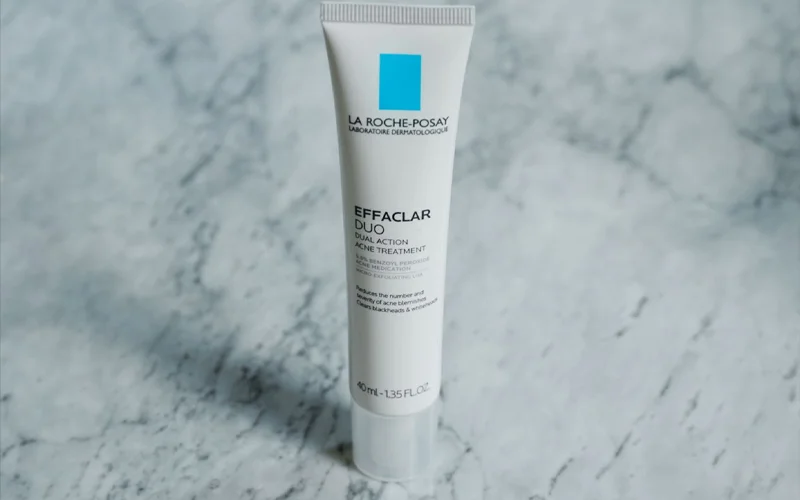 Kem trị mụn La Roche Posay Duo+