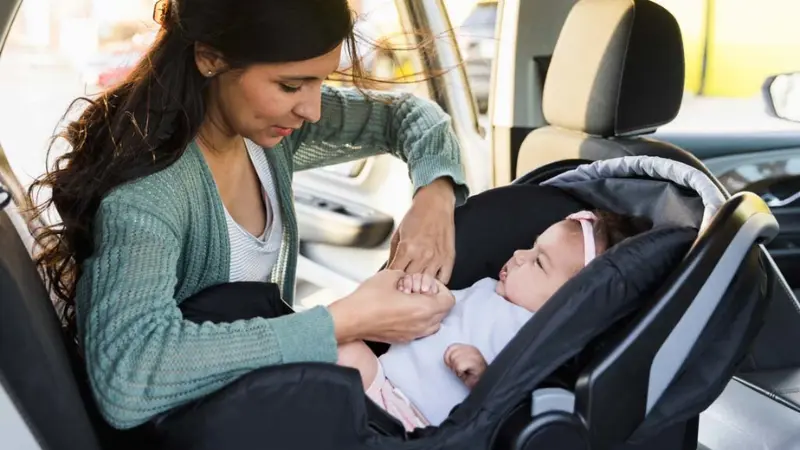 Sản phẩm có kích thước vừa phải, dễ dàng mang theo bên mình khi đi ra ngoài hoặc đi du lịch