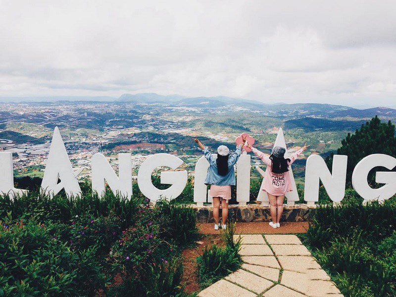 Du khách check in ở Langbiang