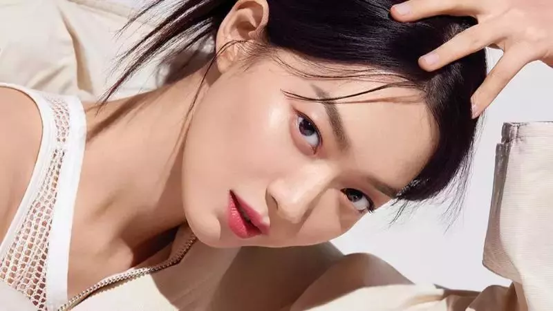 Shin Min Ah đã nhận được nhiều giải thưởng và đề cử trong sự nghiệp diễn xuất